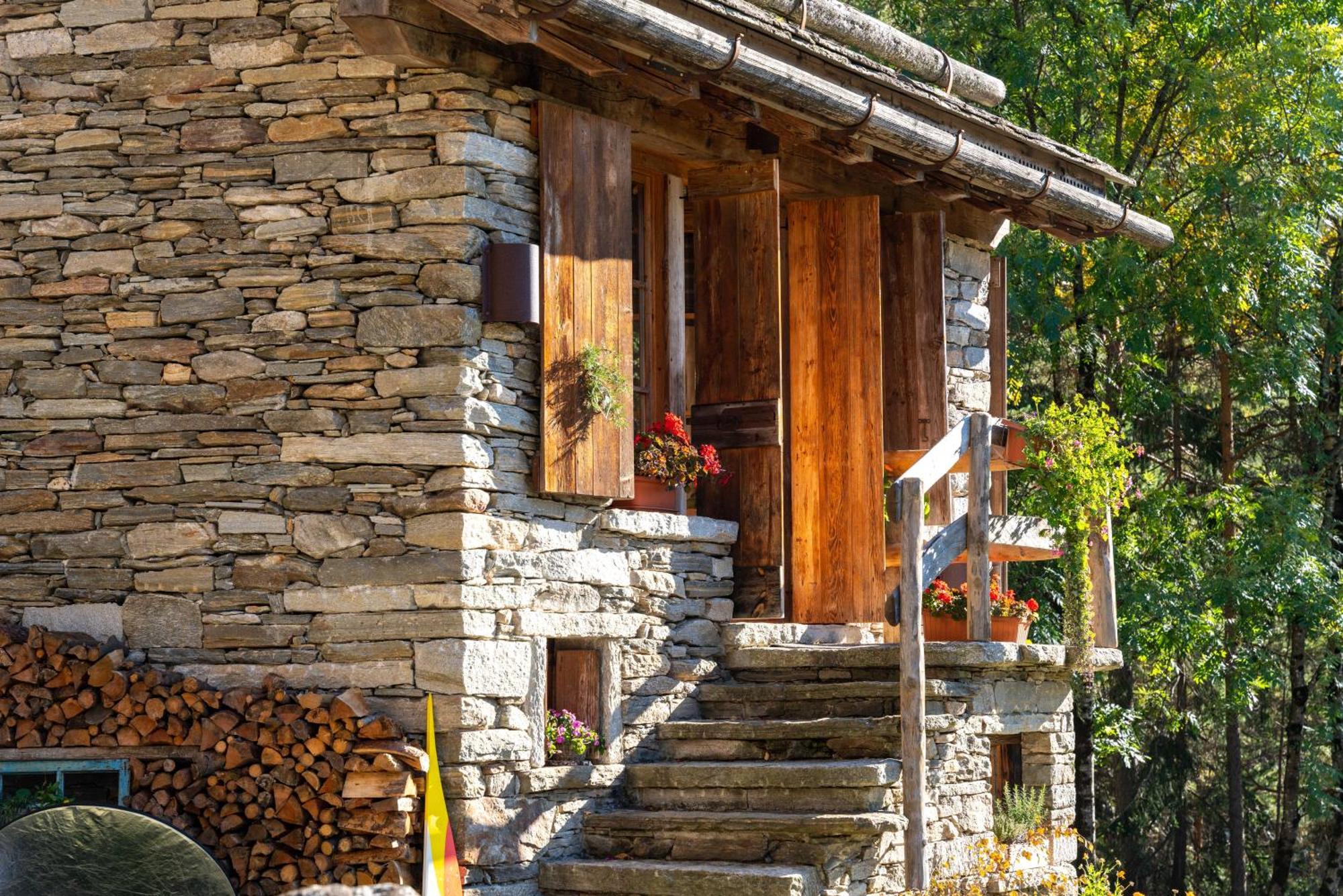 Resalbert Chalet Chiavenna Buitenkant foto